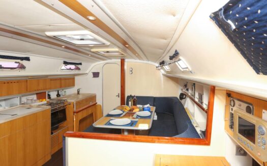 Sailing yacht with captain and diving instructor